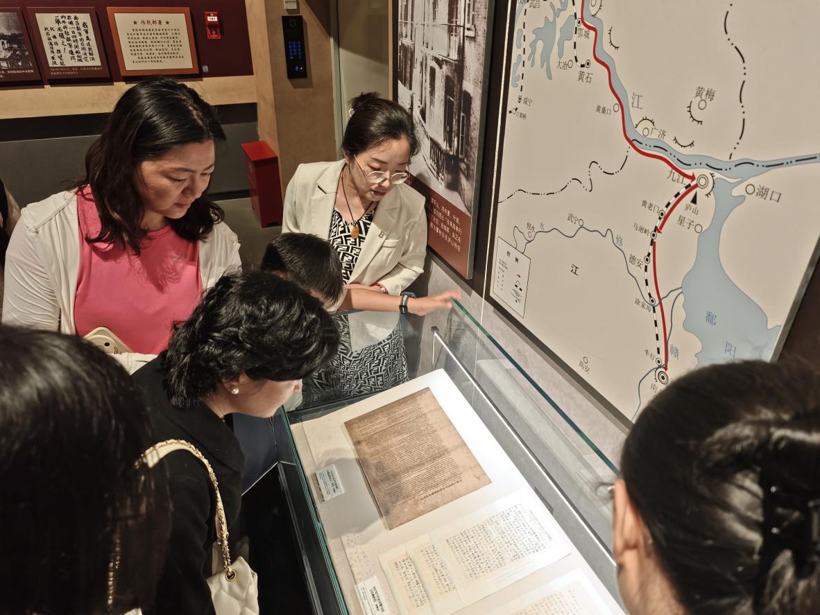 e5b25ea51782ee193b02f00c17e3c21 e5b25ea51782ee193b02f00c17e3c21